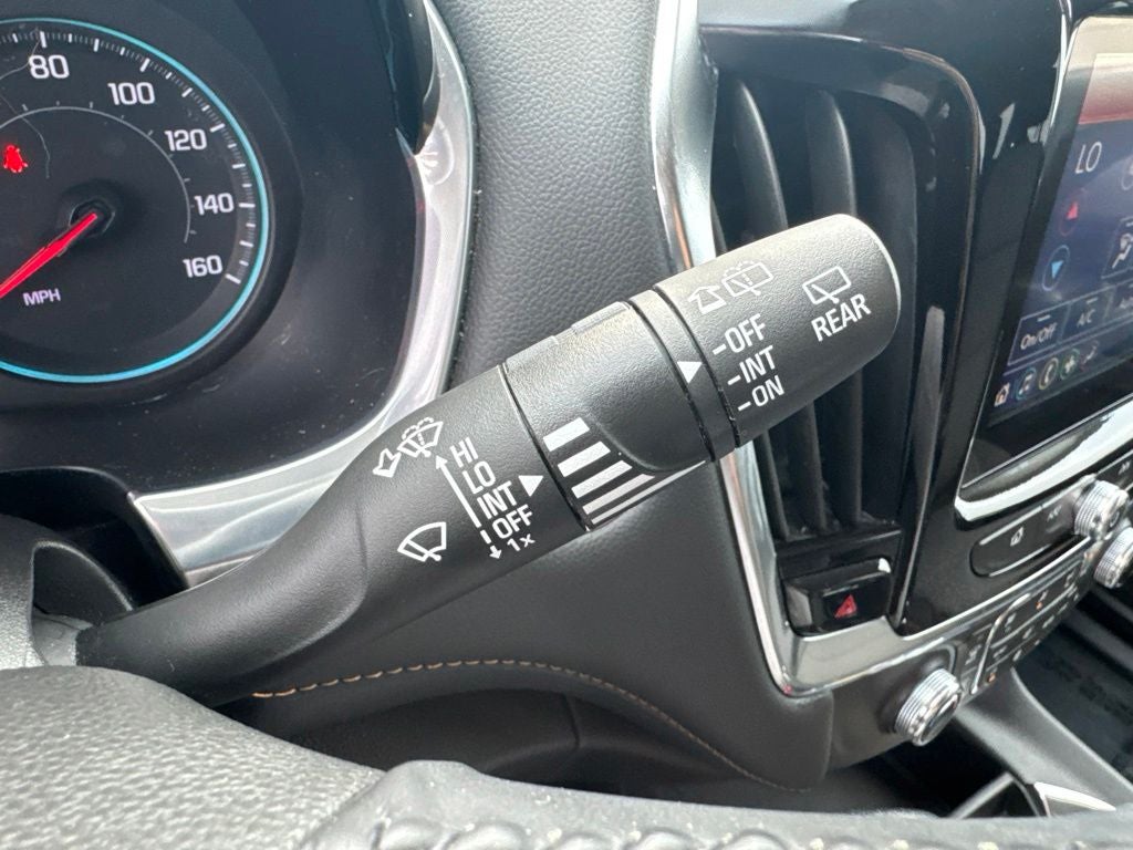 2021 Chevrolet Traverse FWD LT Cloth