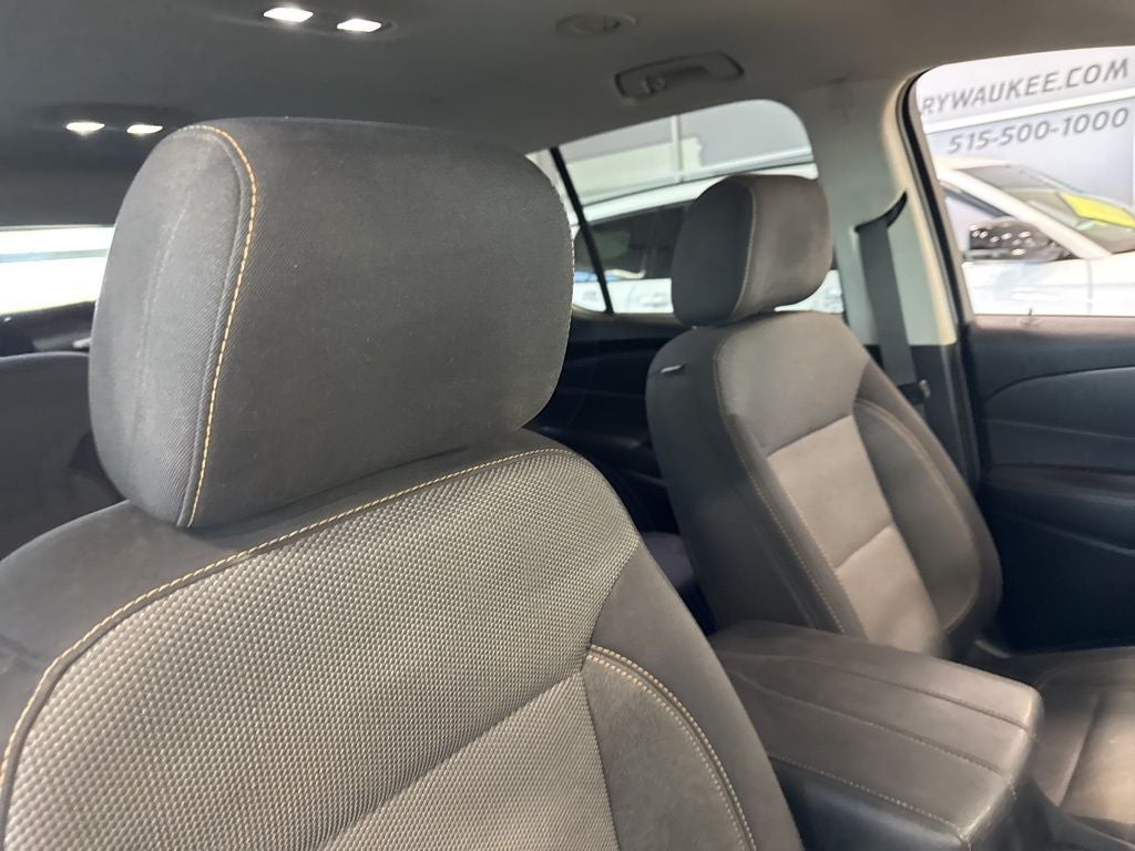 2020 Chevrolet Traverse AWD LS