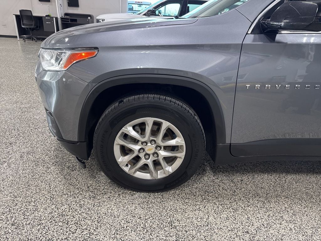 2020 Chevrolet Traverse AWD LS