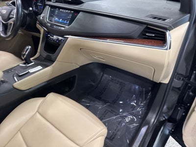 2018 Cadillac XT5 Premium Luxury