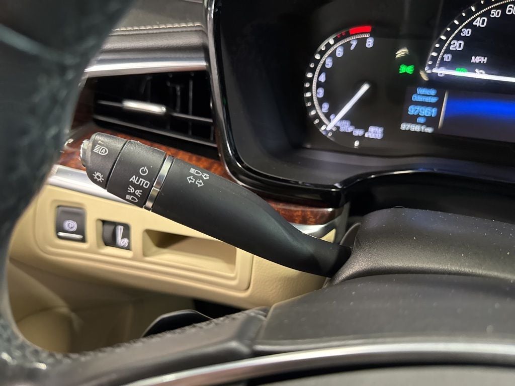 2018 Cadillac XT5 Premium Luxury
