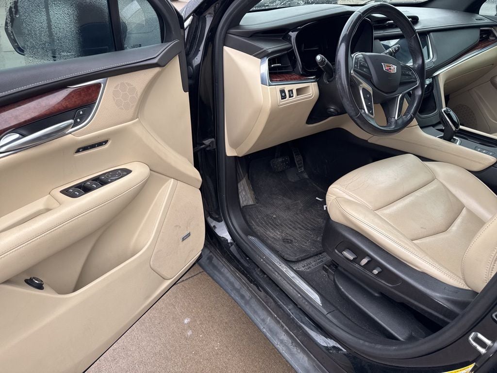 2018 Cadillac XT5 Premium Luxury