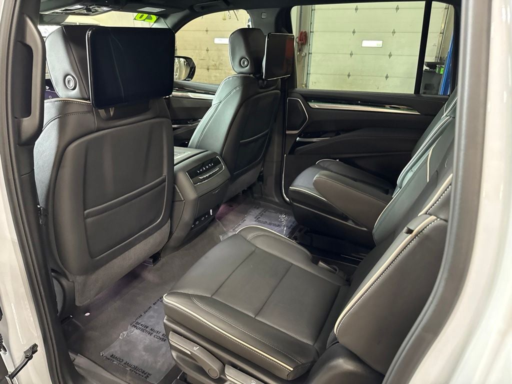 2026 Cadillac Escalade ESV Sport