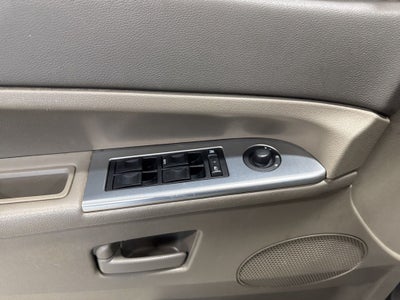 2005 Jeep Grand Cherokee Laredo