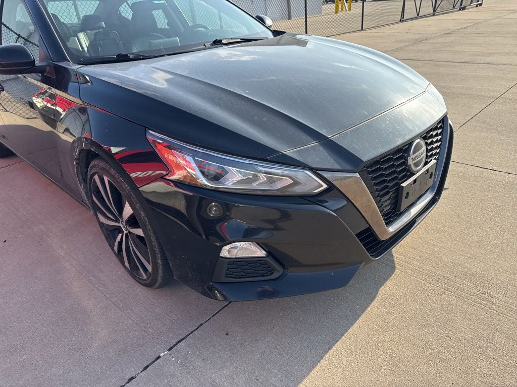 2021 Nissan Altima SR FWD