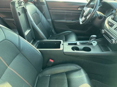 2021 Nissan Altima SR FWD