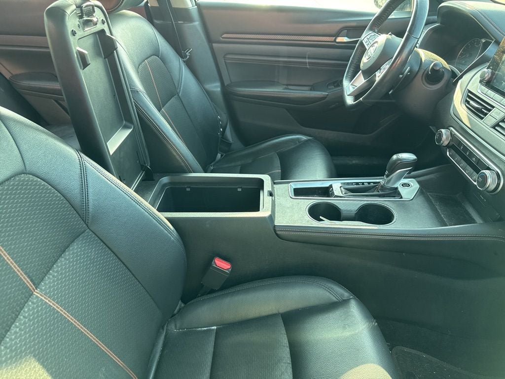 2021 Nissan Altima SR FWD