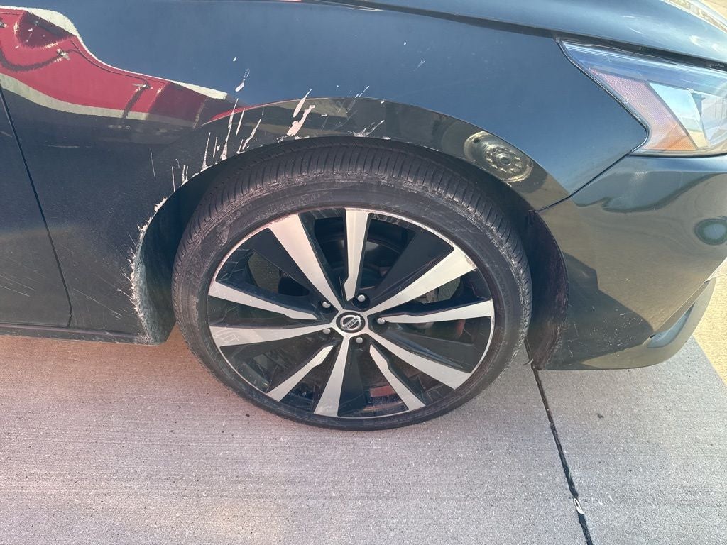 2021 Nissan Altima SR FWD