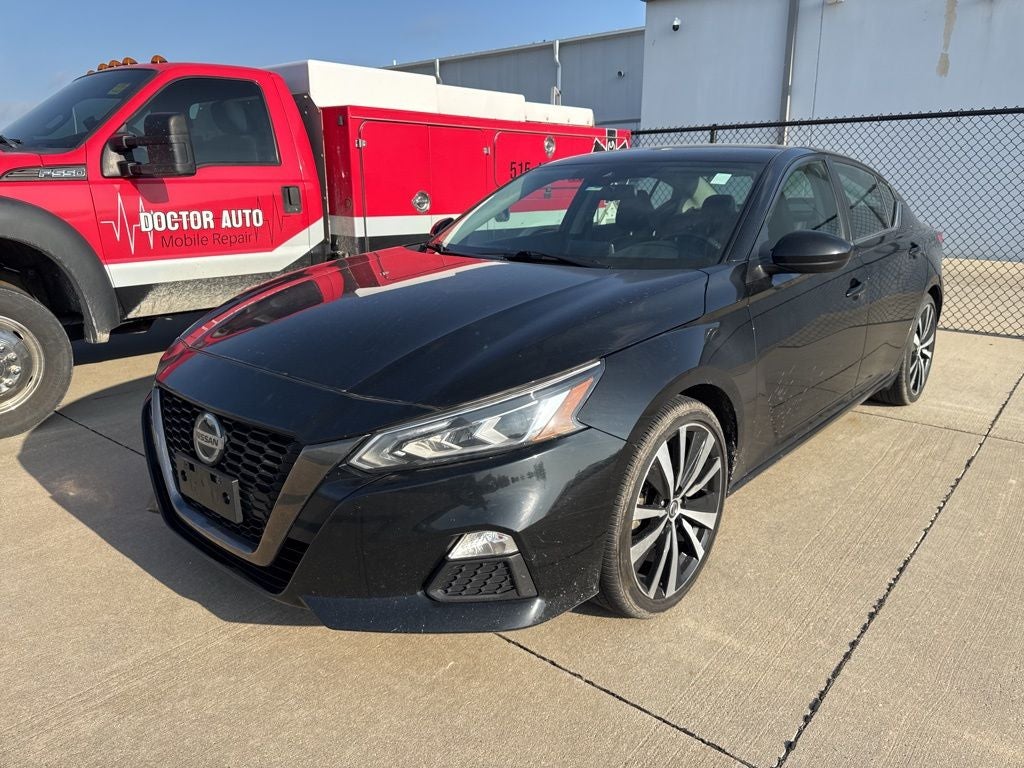 2021 Nissan Altima SR FWD