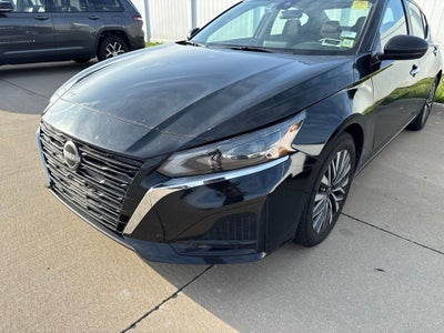 2024 Nissan Altima SV FWD