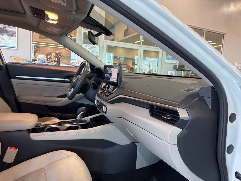 2023 Nissan Altima SV Intelligent AWD