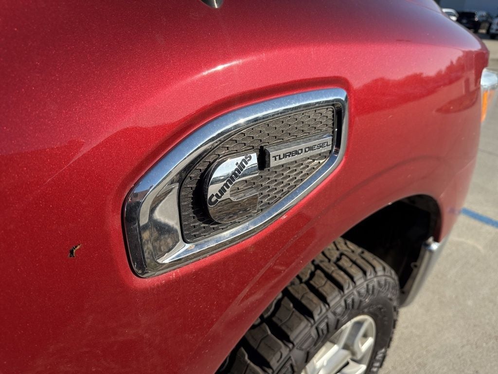 2018 Nissan TITAN XD SV Diesel