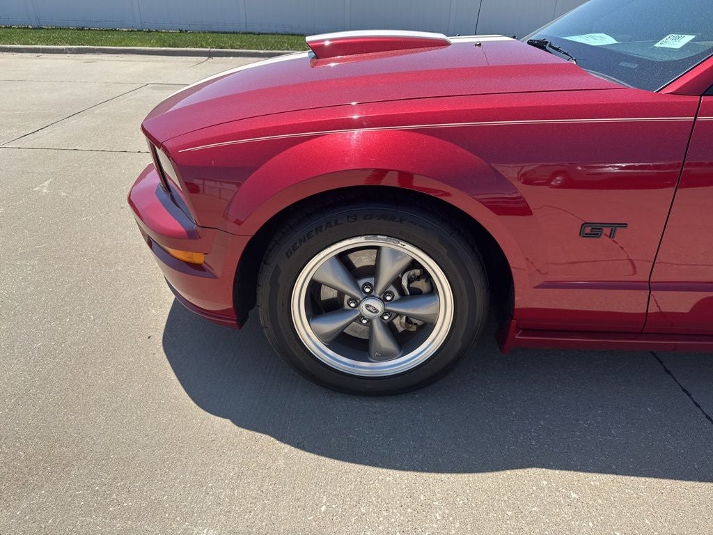 2008 Ford Mustang GT Deluxe