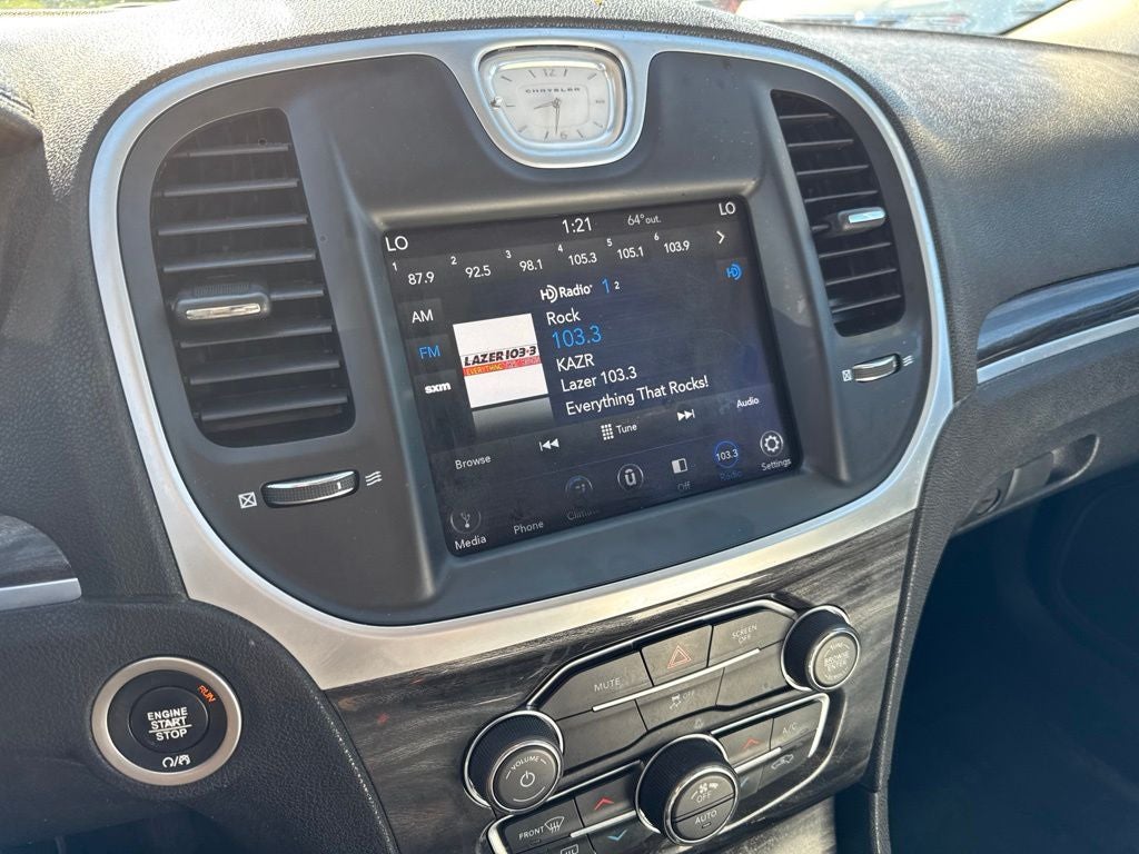 2019 Chrysler 300 Touring