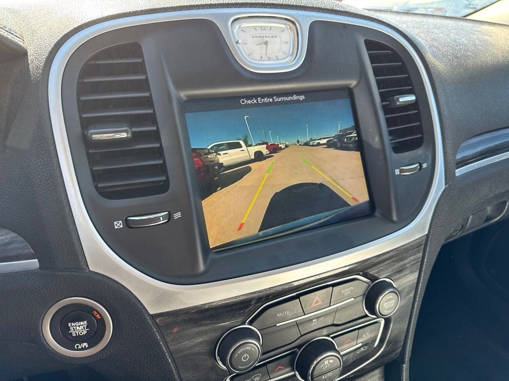 2019 Chrysler 300 Touring