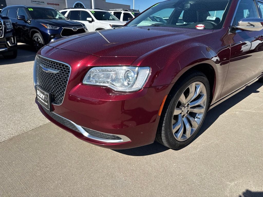 2019 Chrysler 300 Touring