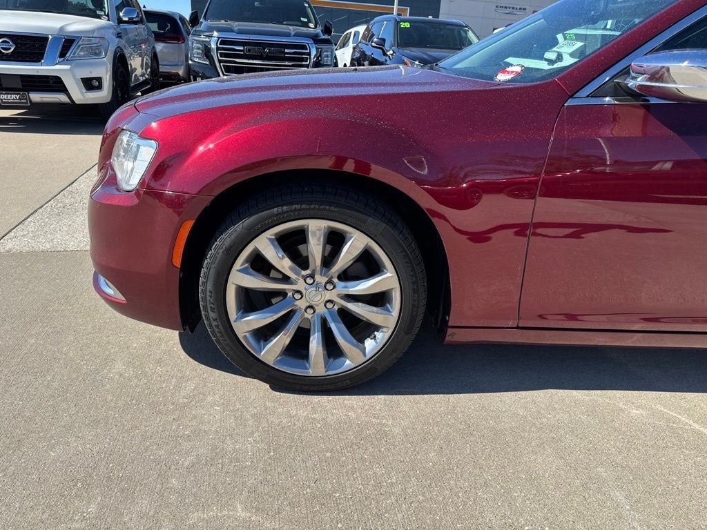 2019 Chrysler 300 Touring