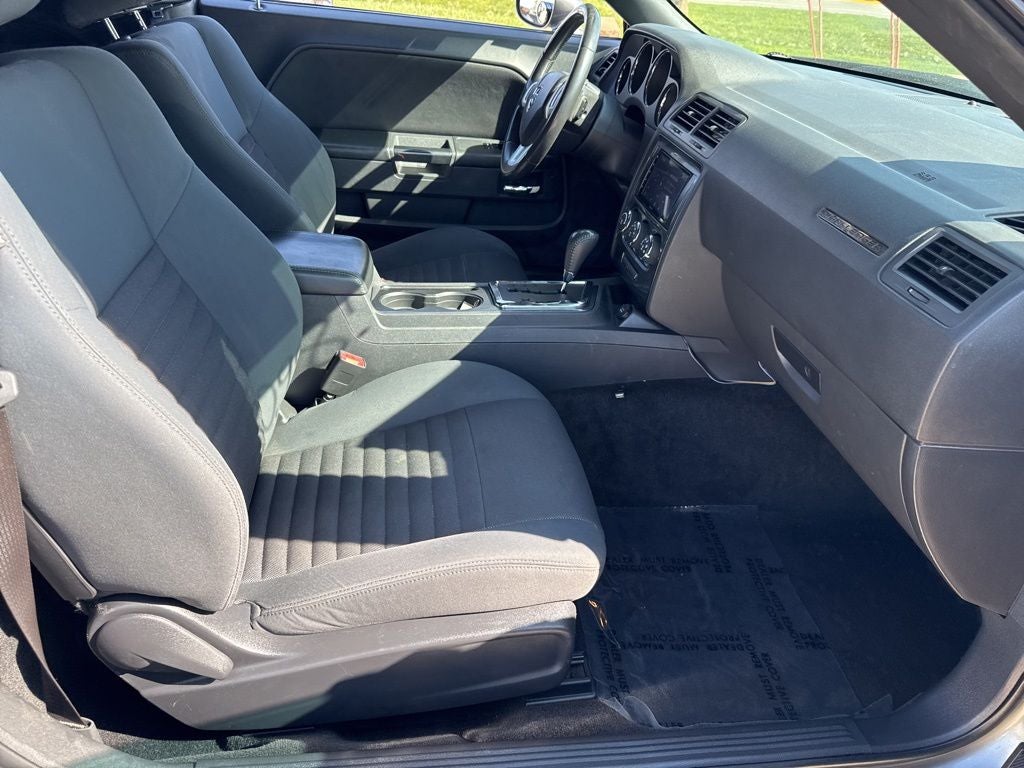 2012 Dodge Challenger SXT