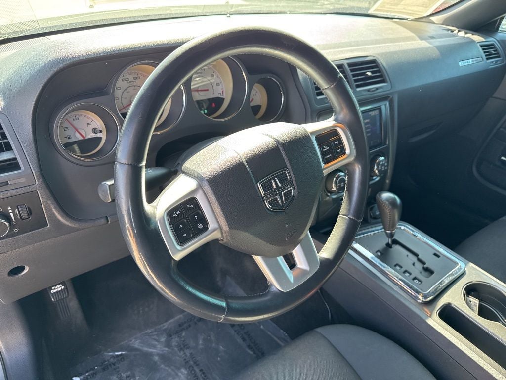 2012 Dodge Challenger SXT
