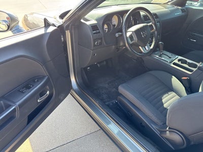 2012 Dodge Challenger SXT