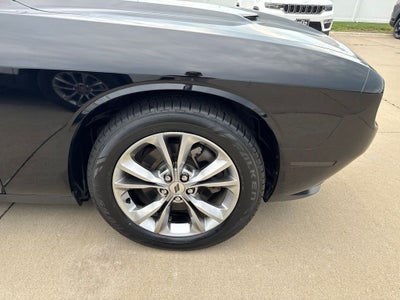 2020 Dodge Challenger SXT AWD