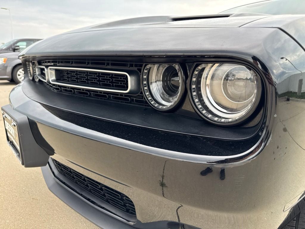 2020 Dodge Challenger SXT AWD