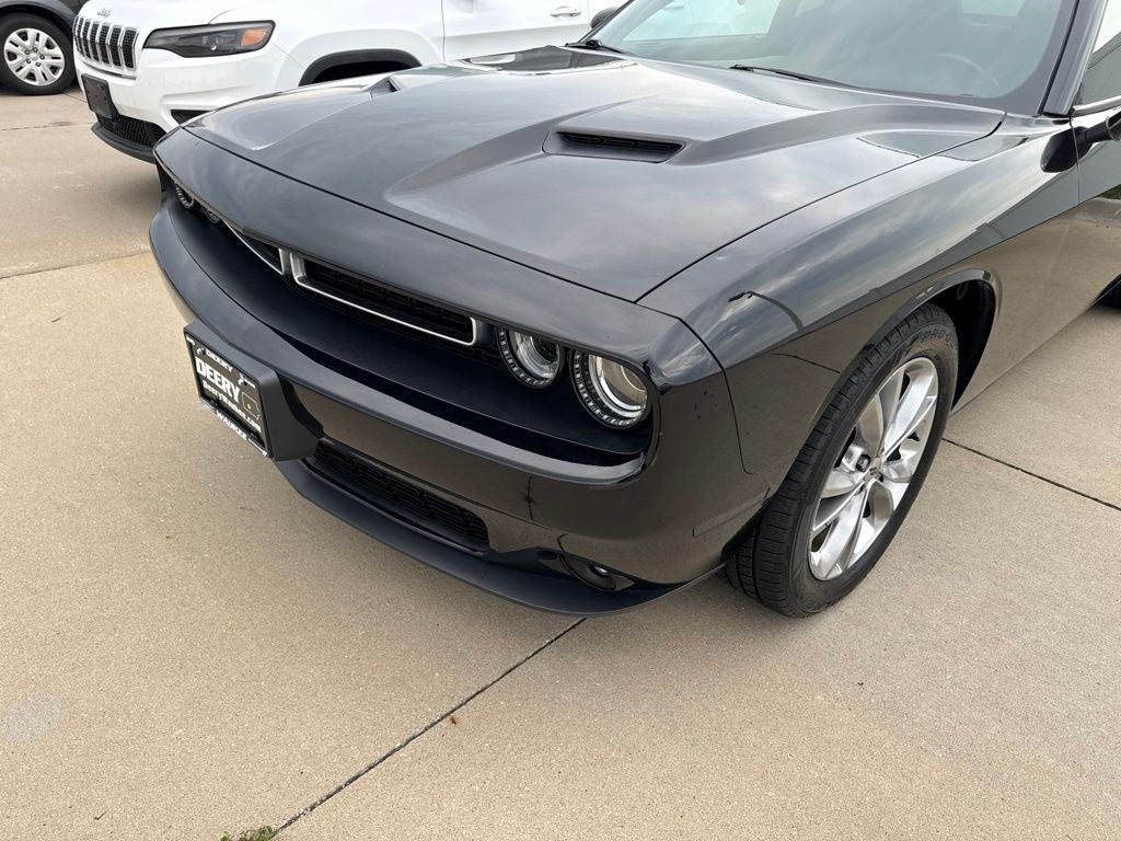 2020 Dodge Challenger SXT AWD