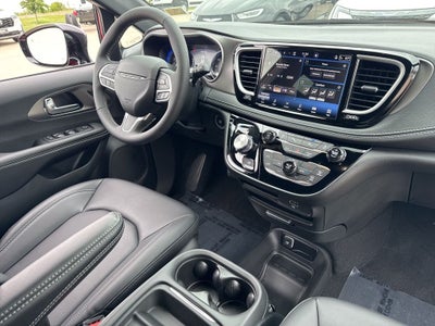2027 Chrysler Pacifica PACIFICA SELECT