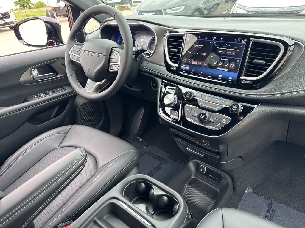2027 Chrysler Pacifica PACIFICA SELECT