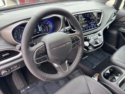 2027 Chrysler Pacifica PACIFICA SELECT