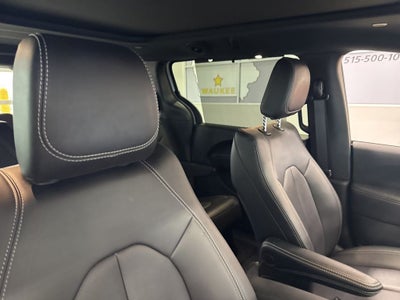 2025 Chrysler Pacifica PACIFICA SELECT