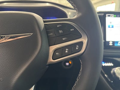 2025 Chrysler Pacifica PACIFICA SELECT