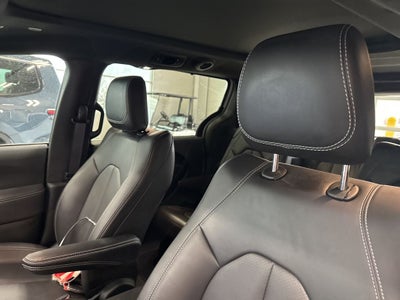 2025 Chrysler Pacifica PACIFICA SELECT