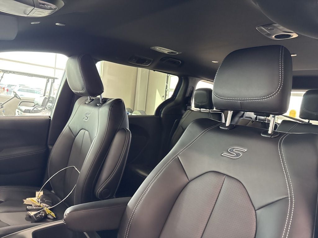 2026 Chrysler Pacifica PACIFICA SELECT