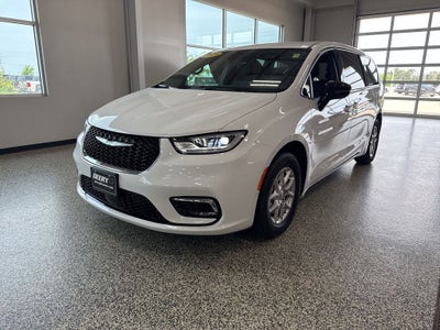 2025 Chrysler Pacifica PACIFICA SELECT