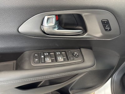 2025 Chrysler Pacifica PACIFICA SELECT