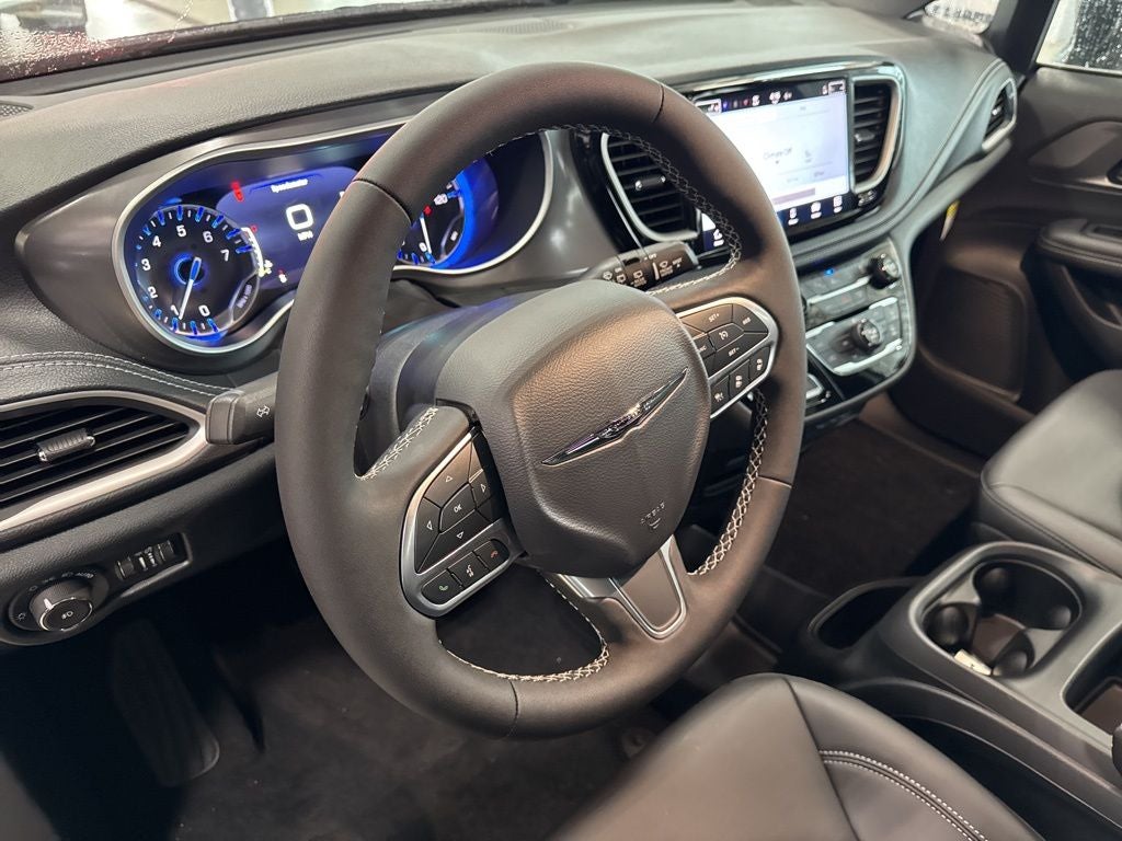 2025 Chrysler Pacifica PACIFICA SELECT