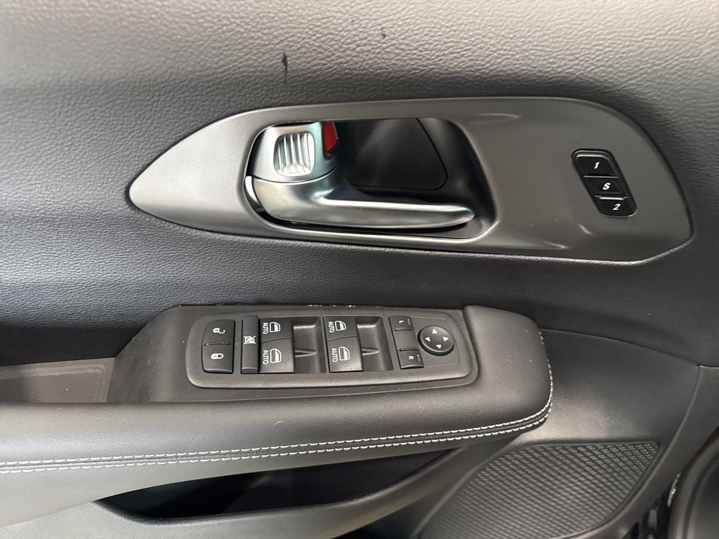 2025 Chrysler Pacifica PACIFICA SELECT