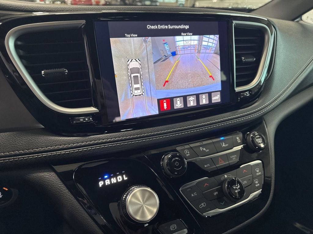 2026 Chrysler Pacifica PACIFICA SELECT