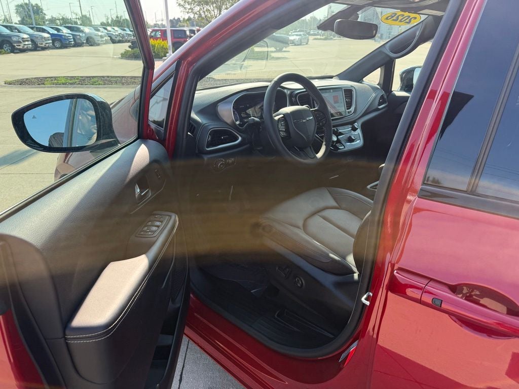 2026 Chrysler Pacifica PACIFICA SELECT
