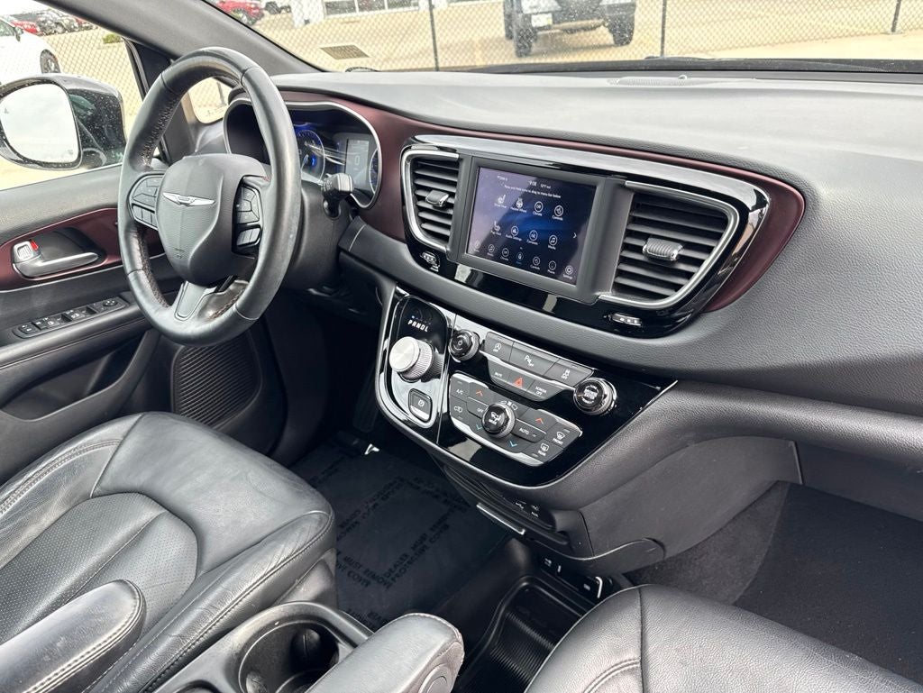 2020 Chrysler Pacifica 35th Anniversary Touring L