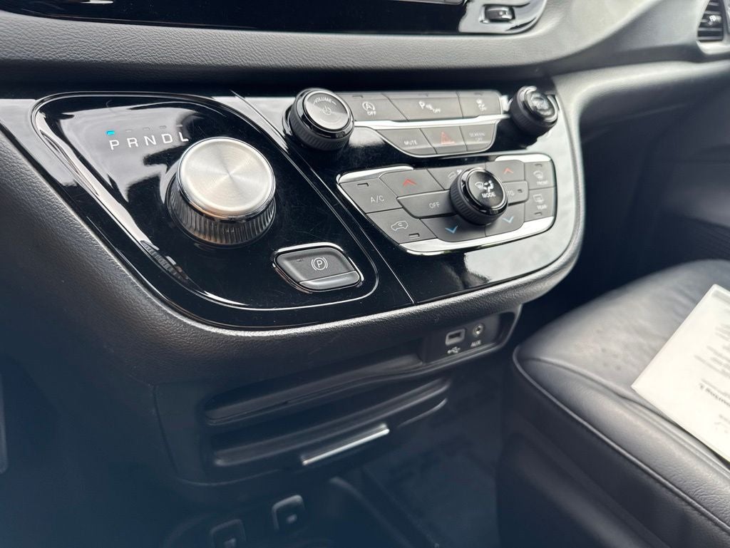 2020 Chrysler Pacifica 35th Anniversary Touring L