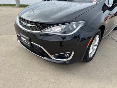 2020 Chrysler Pacifica 35th Anniversary Touring L