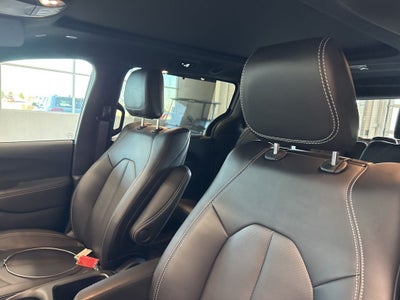 2025 Chrysler Pacifica PACIFICA SELECT