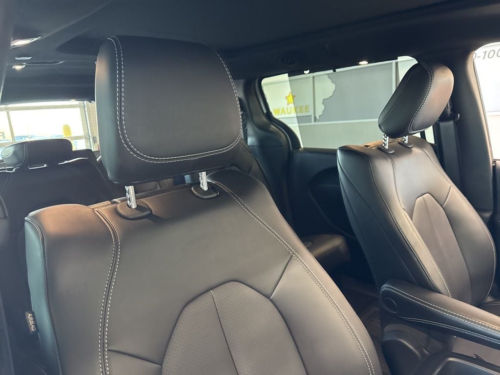 2025 Chrysler Pacifica PACIFICA SELECT