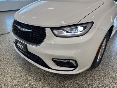 2025 Chrysler Pacifica PACIFICA SELECT
