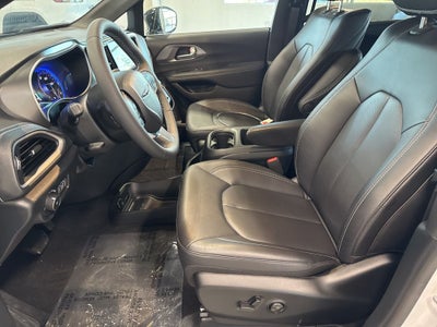 2025 Chrysler Pacifica PACIFICA SELECT