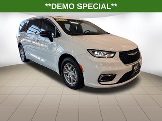 2025 Chrysler Pacifica PACIFICA SELECT