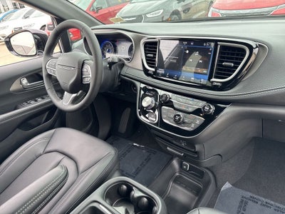 2027 Chrysler Pacifica PACIFICA SELECT