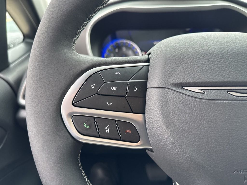 2027 Chrysler Pacifica PACIFICA SELECT